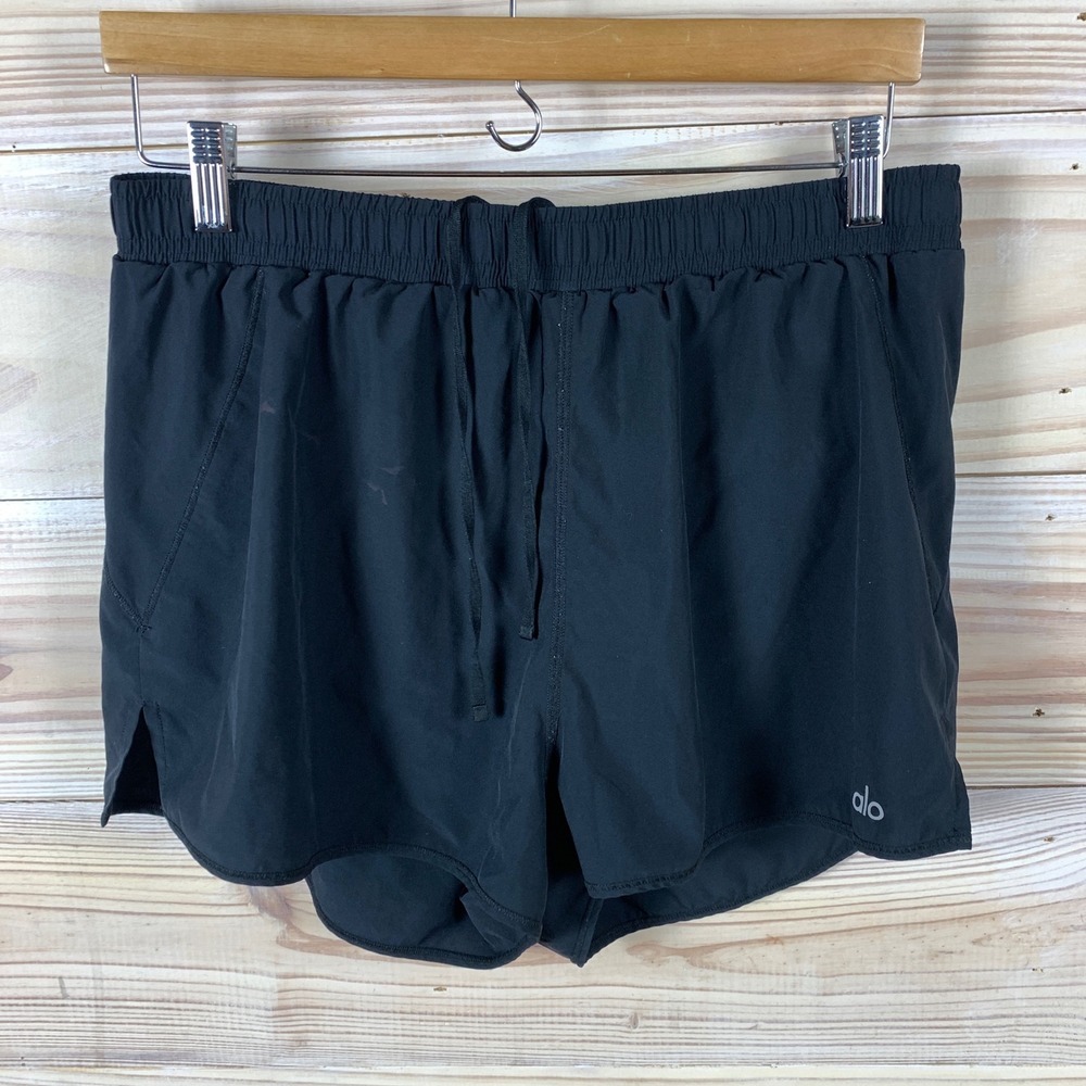 Alo Yoga Shorts Womens M Black Ambience Running Activewear Workout Gym